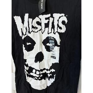 Misfits 2018 Black Graphic Tshirt from Hot Topic - NWT Size M